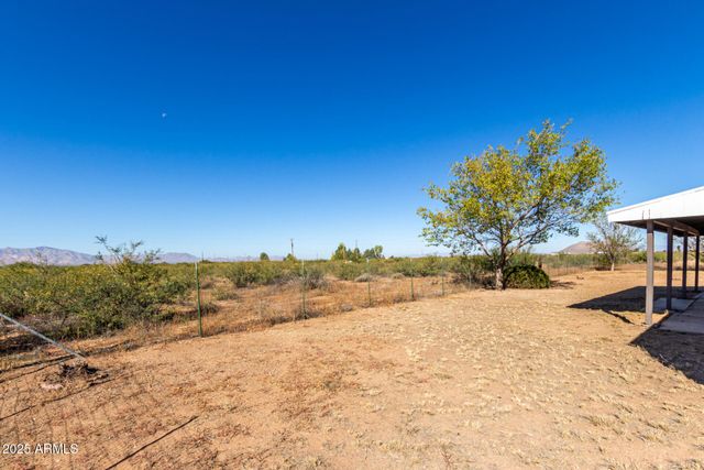 3613 E WHITE TAIL Road, Pearce, AZ 85625