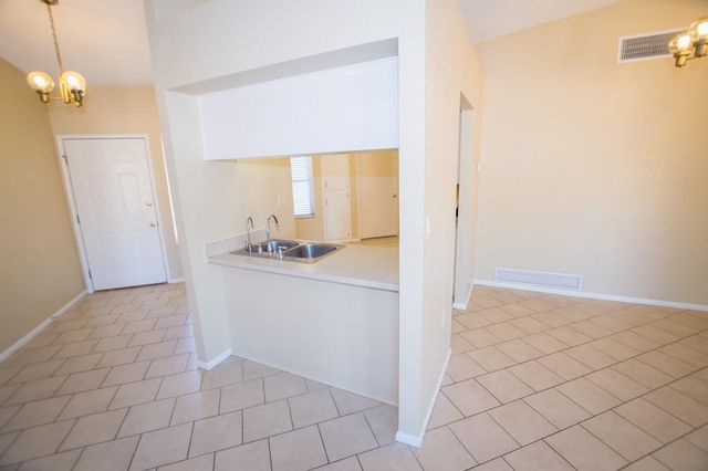 4864 Loma, Sierra Vista, AZ 85635