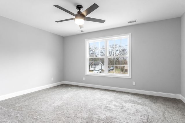 2129 Powell Rd, Clarksville, TN 37043