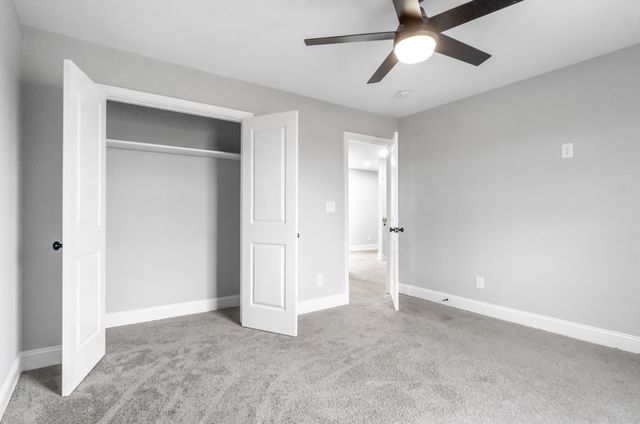 2129 Powell Rd, Clarksville, TN 37043