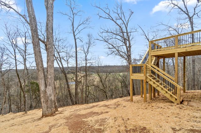 2129 Powell Rd, Clarksville, TN 37043