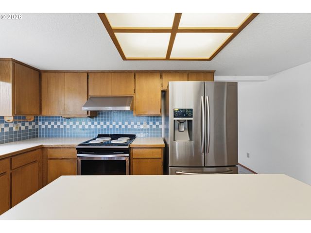 21171 Sw DANA Ct, Beaverton, OR 97003