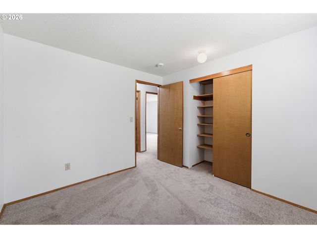 21171 Sw DANA Ct, Beaverton, OR 97003