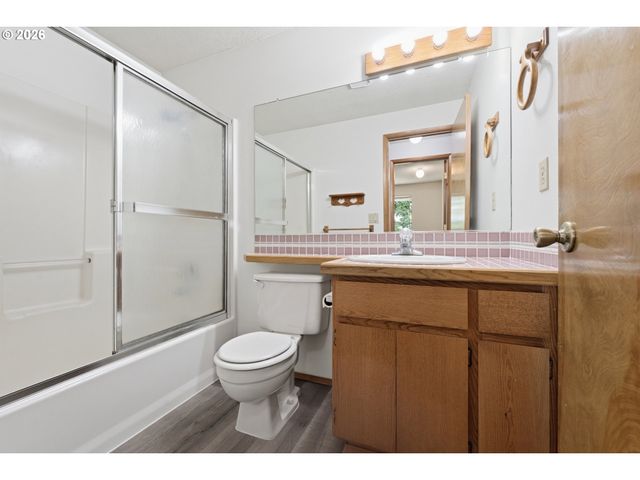21171 Sw DANA Ct, Beaverton, OR 97003
