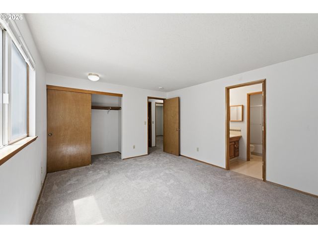 21171 Sw DANA Ct, Beaverton, OR 97003