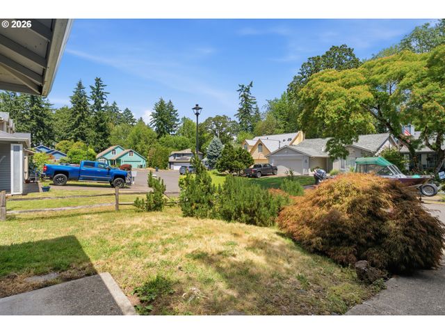 21171 Sw DANA Ct, Beaverton, OR 97003