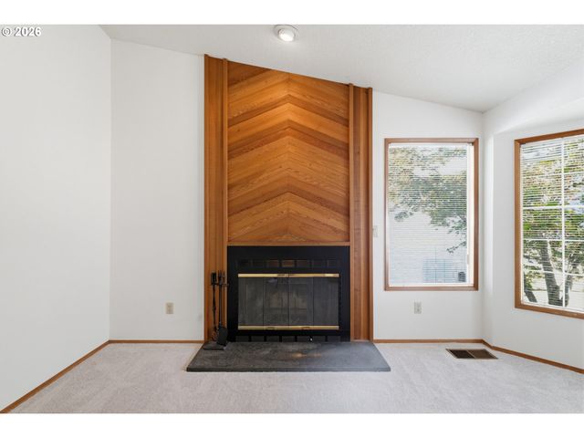 21171 Sw DANA Ct, Beaverton, OR 97003