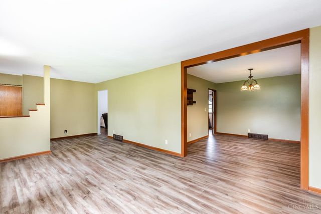 1967 Miles Road, Springfield Twp., OH 45231