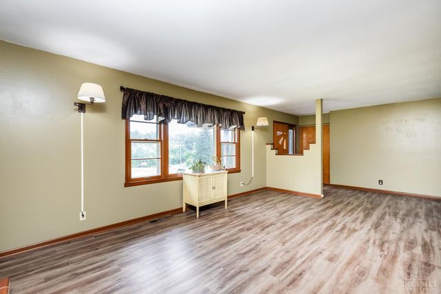 1967 Miles Road, Springfield Twp., OH 45231