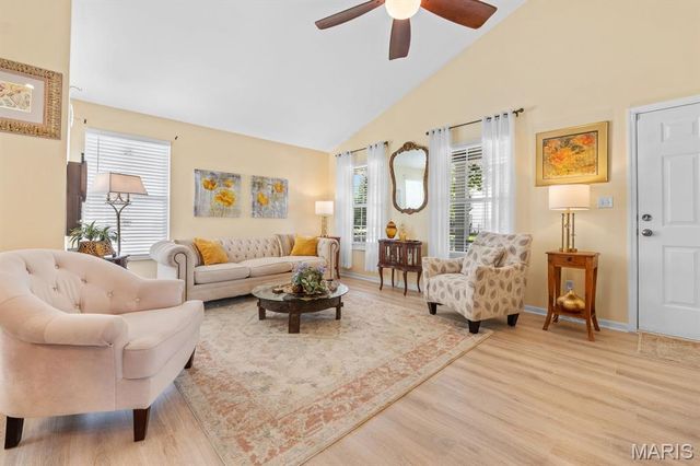 262 Eastbrook Drive, Belleville, IL 62221