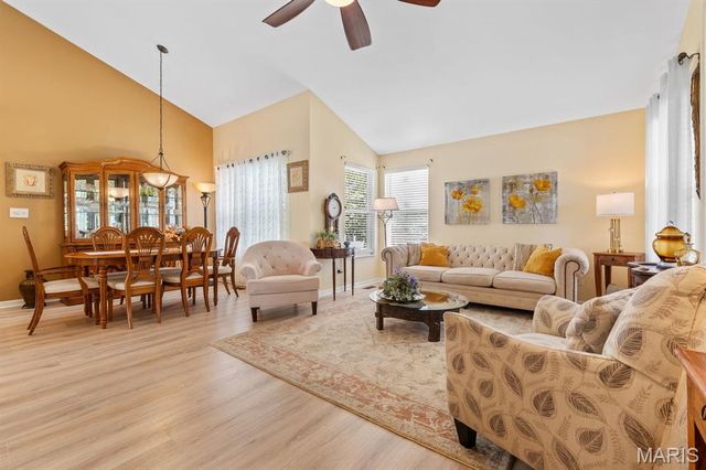 262 Eastbrook Drive, Belleville, IL 62221