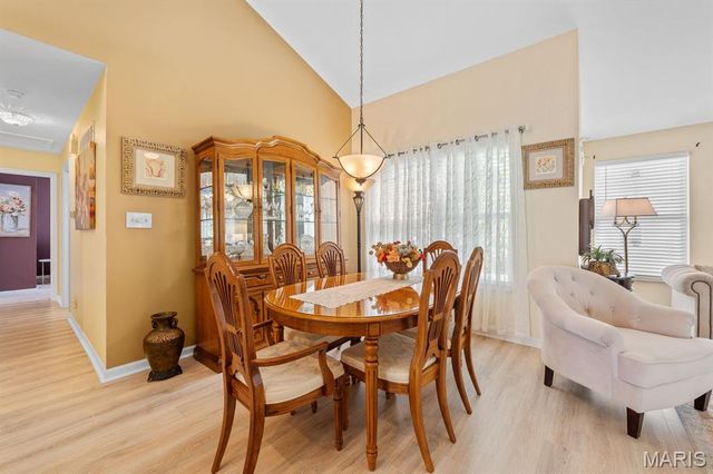 262 Eastbrook Drive, Belleville, IL 62221