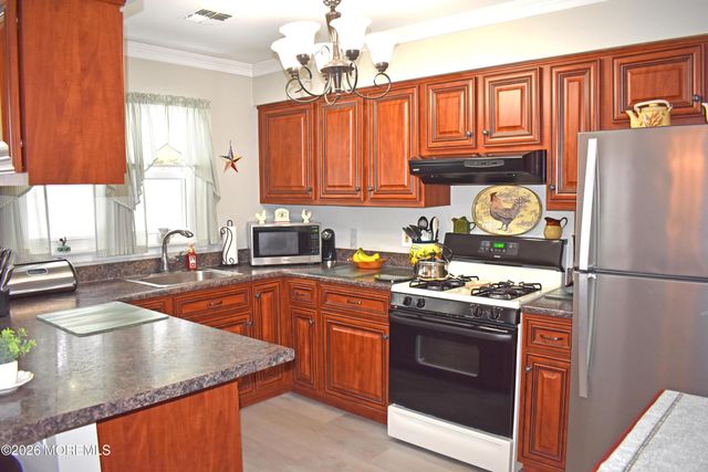 10 Ketch Court, Little Egg Harbor, NJ 08087