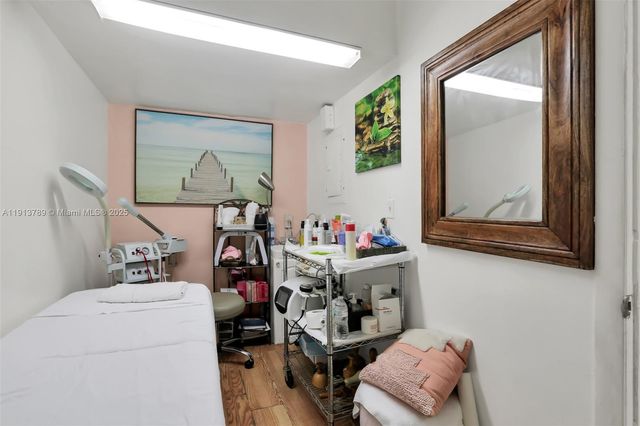 5233 NW 79th Ave, Doral, FL 33166