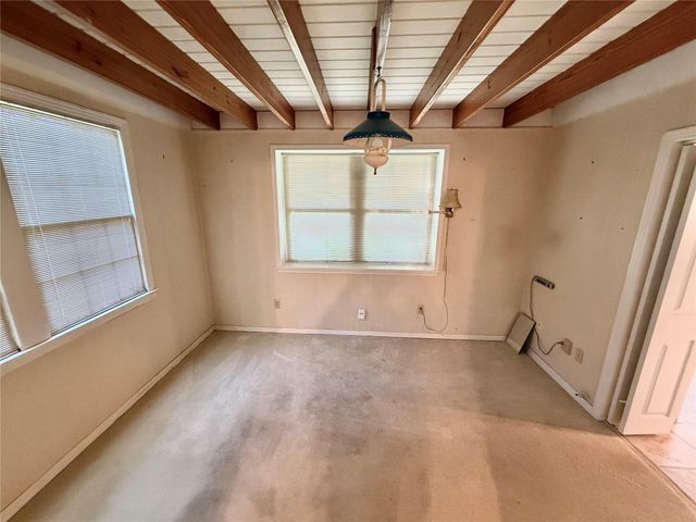 705 Shady Lane, Angleton, TX 77515