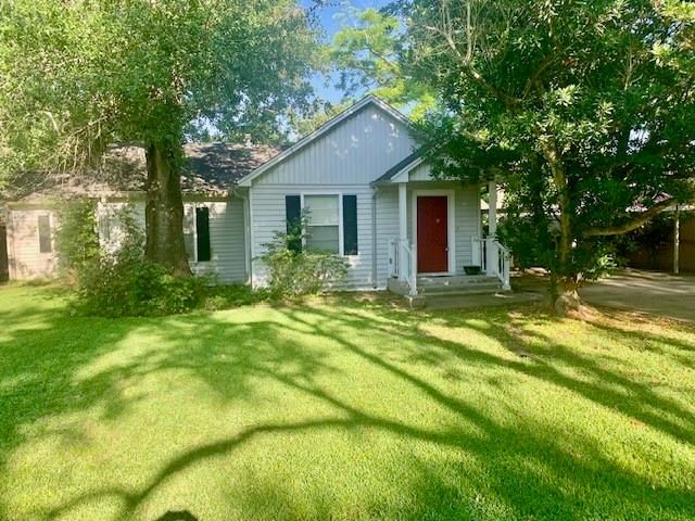705 Shady Lane, Angleton, TX 77515