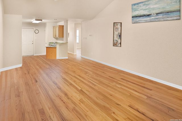 3202 Eisenhauer Rd Unit 402, San Antonio, TX 78209