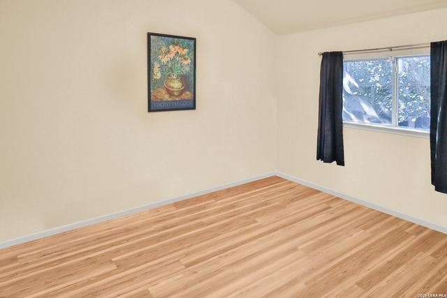 3202 Eisenhauer Rd Unit 402, San Antonio, TX 78209