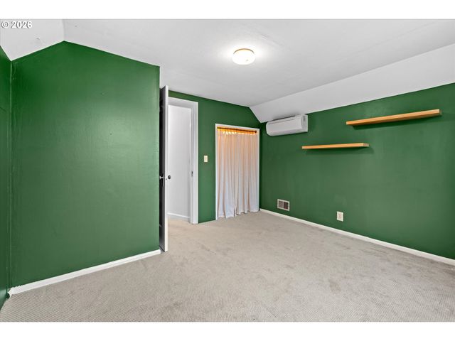 1924 Ne 58TH Ave, Portland, OR 97213
