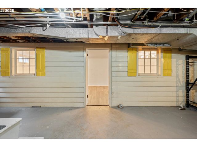 1924 Ne 58TH Ave, Portland, OR 97213