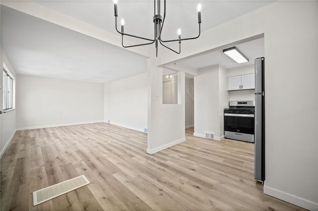 2025 Ohio Ave, West Mifflin, PA 15122