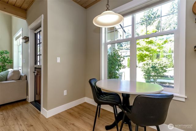 30914 6th Lane SW, Federal Way, WA 98023