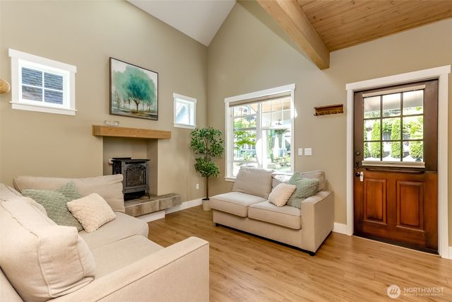 30914 6th Lane SW, Federal Way, WA 98023