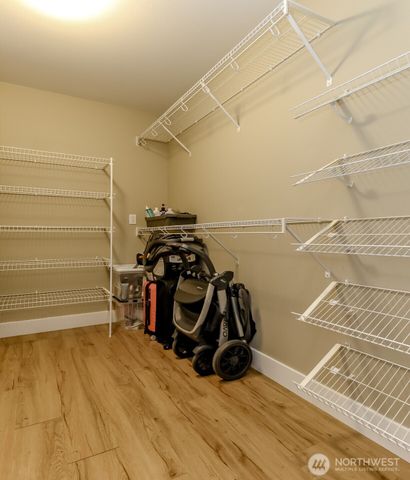 30914 6th Lane SW, Federal Way, WA 98023