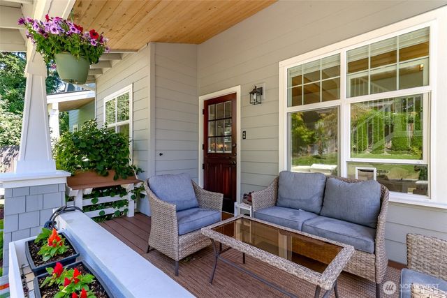 30914 6th Lane SW, Federal Way, WA 98023