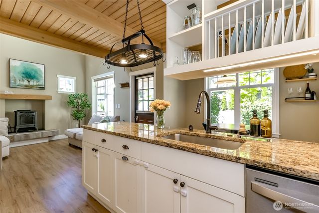 30914 6th Lane SW, Federal Way, WA 98023