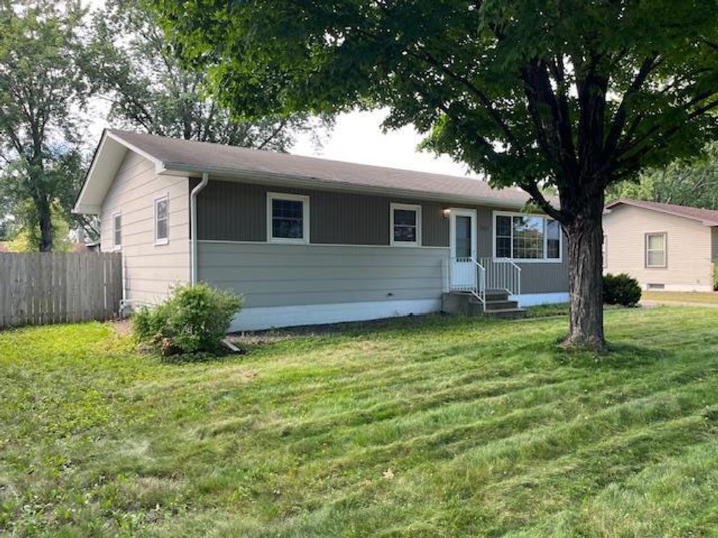 1304 13th Street N, Saint Cloud, MN 56303