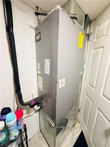 6800 E 58th Street, Kansas City, MO 64129