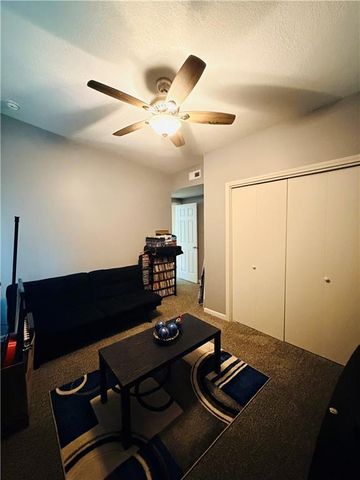 6800 E 58th Street, Kansas City, MO 64129