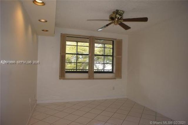 20860 San Simeon Way 404-6, Miami, FL 33179