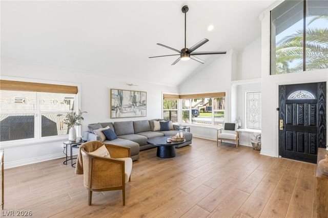 6562 Barbary Circle, Las Vegas, NV 89103