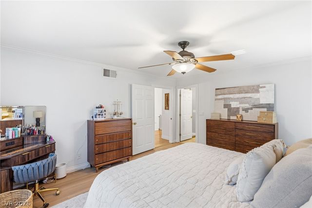 6562 Barbary Circle, Las Vegas, NV 89103