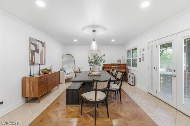 6562 Barbary Circle, Las Vegas, NV 89103