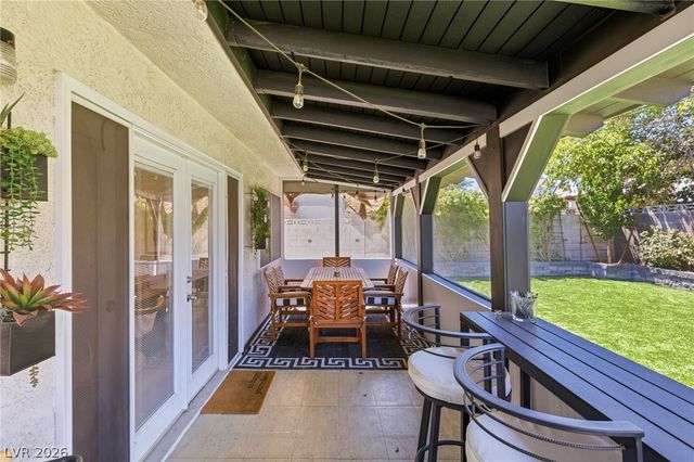 6562 Barbary Circle, Las Vegas, NV 89103