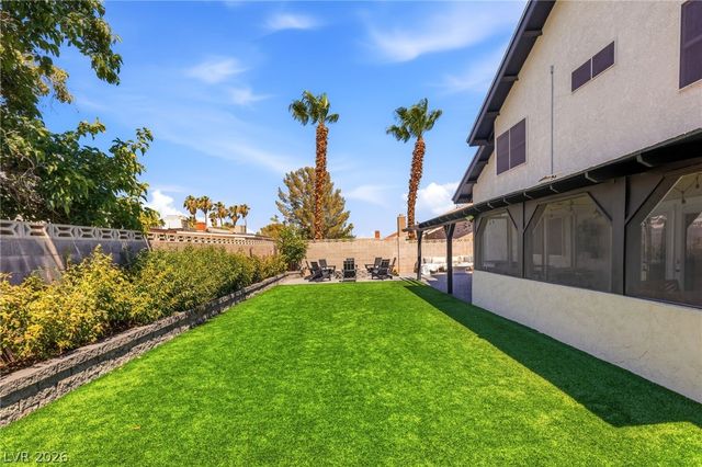 6562 Barbary Circle, Las Vegas, NV 89103