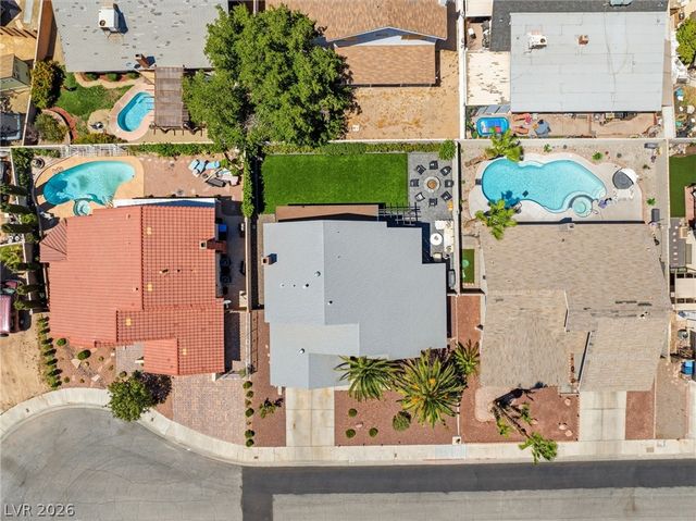 6562 Barbary Circle, Las Vegas, NV 89103