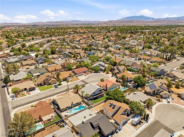 6562 Barbary Circle, Las Vegas, NV 89103
