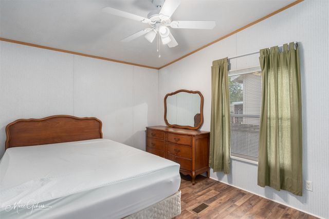 409 Glen Harbor, Bossier City, LA 71111