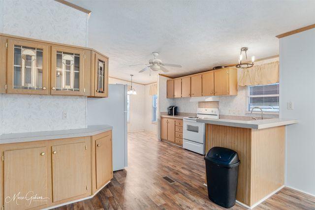 409 Glen Harbor, Bossier City, LA 71111