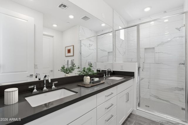 2121 W SONORAN DESERT Drive 159, Phoenix, AZ 85085