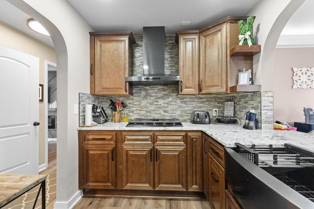 3334 Lakefield DRIVE, Milwaukee, WI 53215