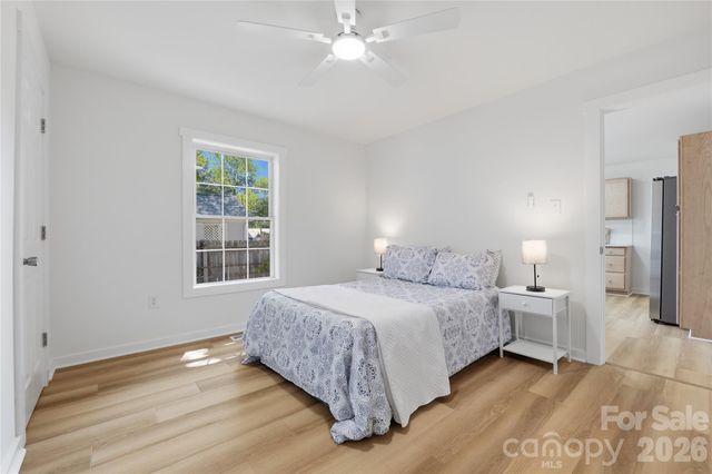 92 Spencer Avenue, Mooresville, NC 28115