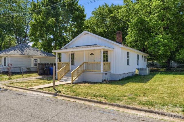 92 Spencer Avenue, Mooresville, NC 28115