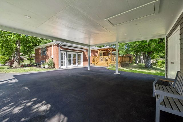 599 Harpeth Pkwy, E, Nashville, TN 37221