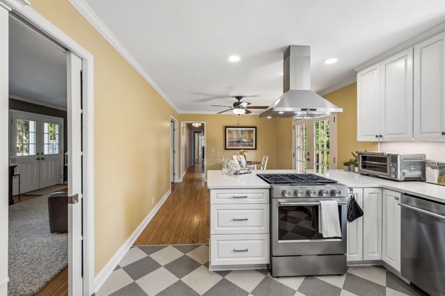 599 Harpeth Pkwy, E, Nashville, TN 37221