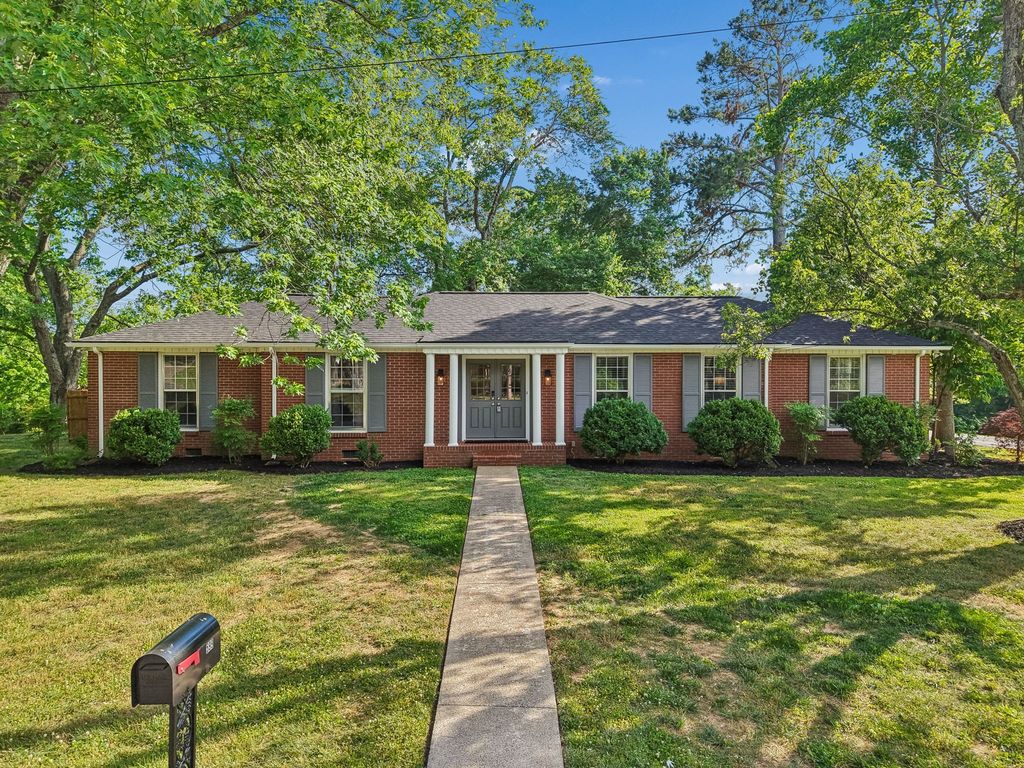 599 Harpeth Pkwy, E, Nashville, TN 37221